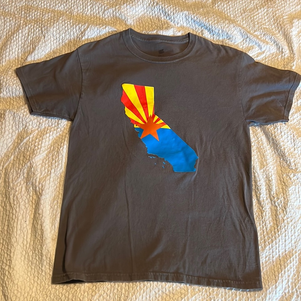 Grey tshirt